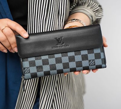 جزدان Louis Vuitton للرجال والنساء جلد متعدد الجيب  