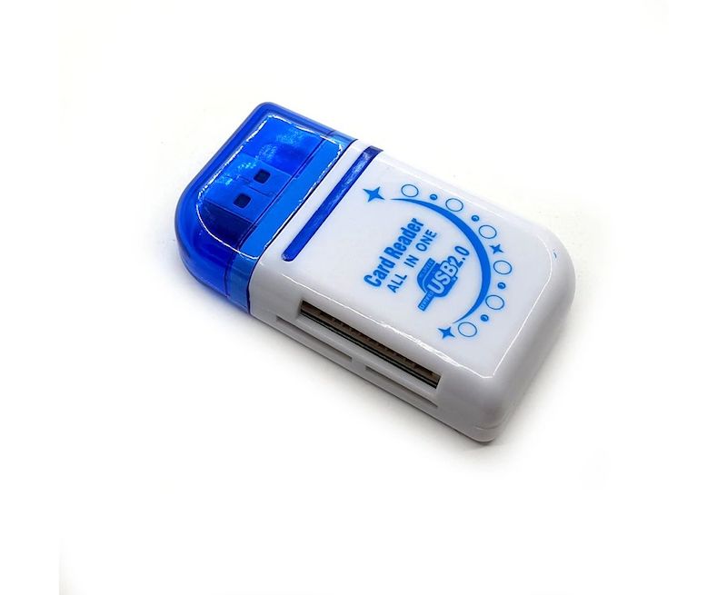 قارئ بطاقات الذاكرة متعدد الاستخدامات USB 2.0 All-in-One Card Reader